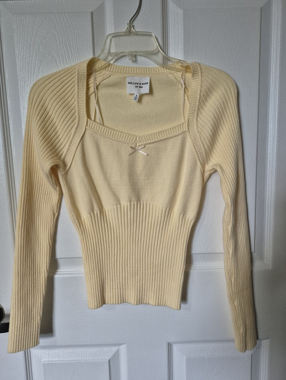 Willow & Wind Pale Yellow Ribbed Knit Long Sleeve Top